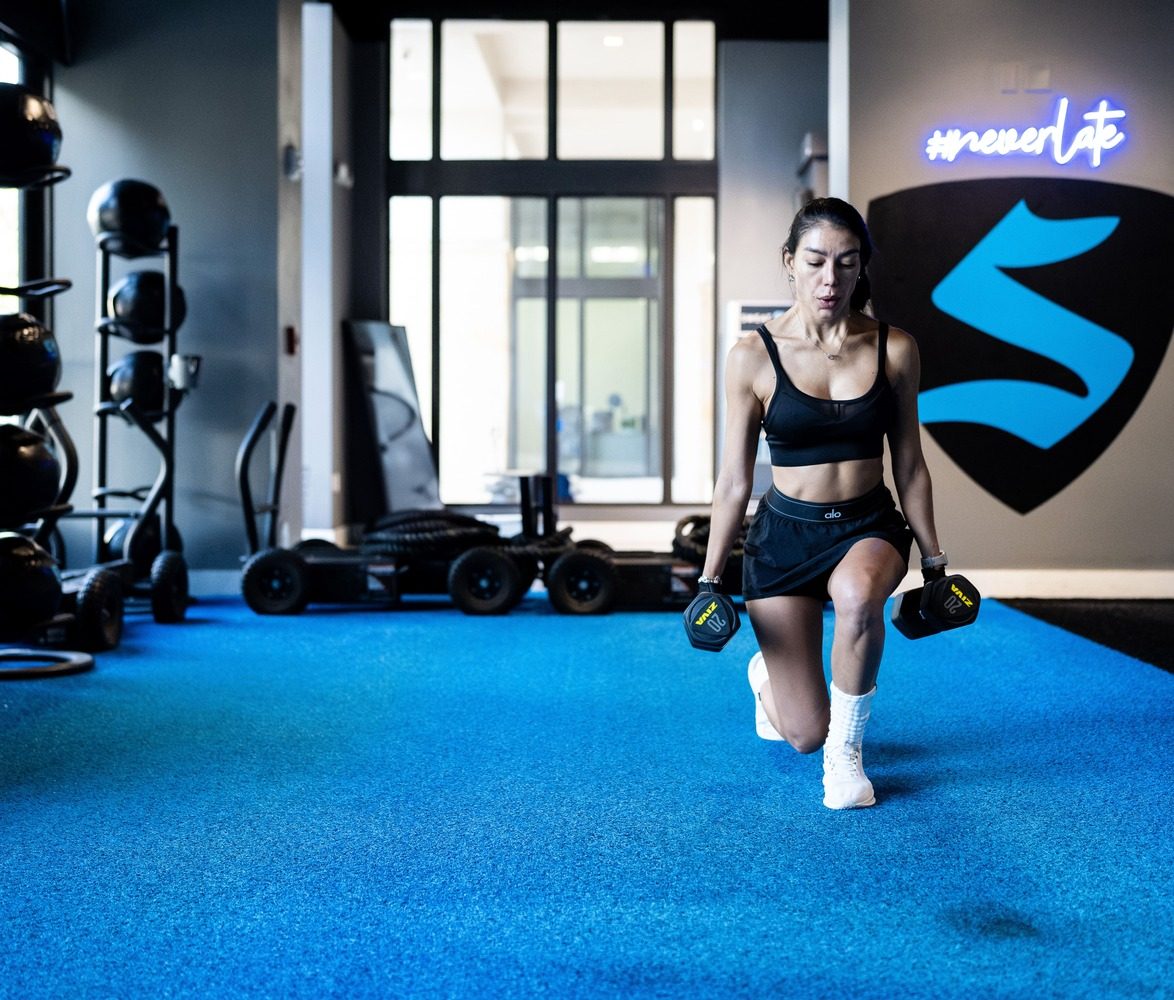 Does Strength Training Build Muscle? What You Need to Know — SWEAT440 blog